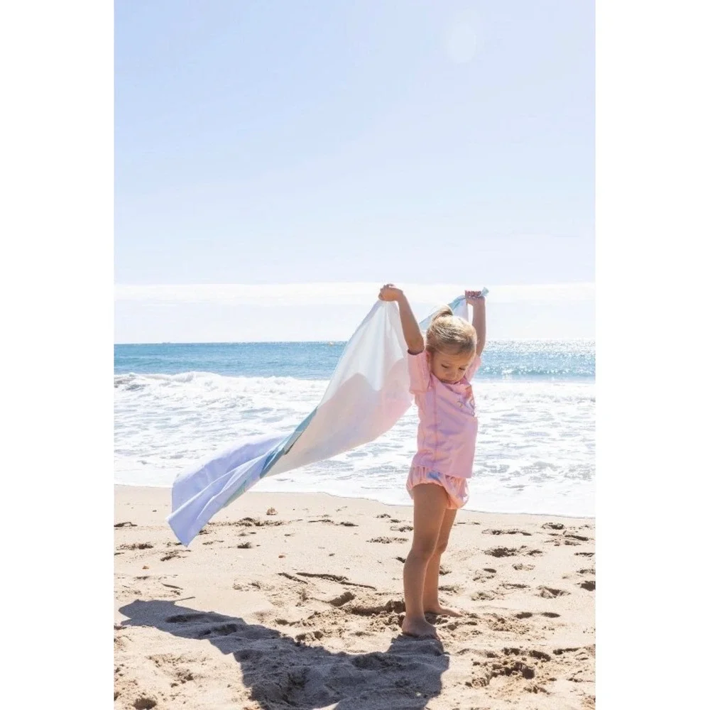 Saro Summer Line Kids Microfiber Beach Towel Sea Wonders Starfish White 6430 NWT